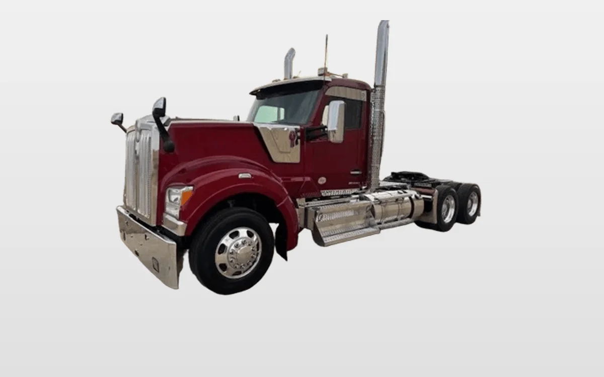 2024 Kenworth W990