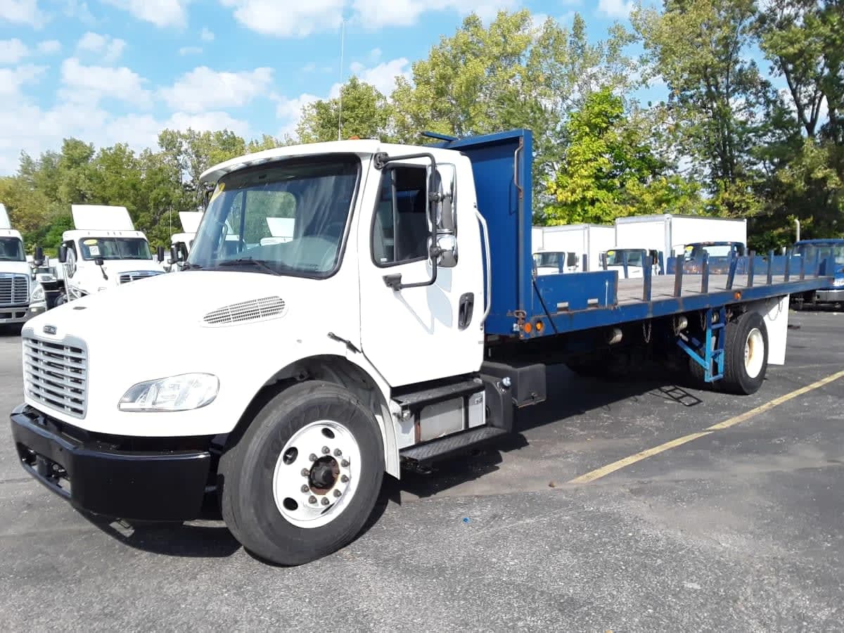 2018 Freightliner M2 106