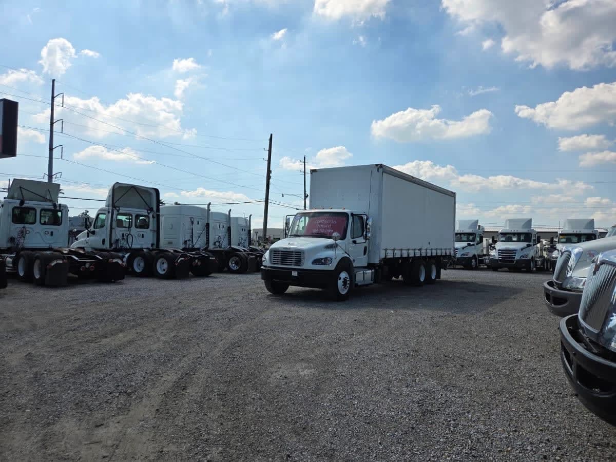 2020 Freightliner M2 106