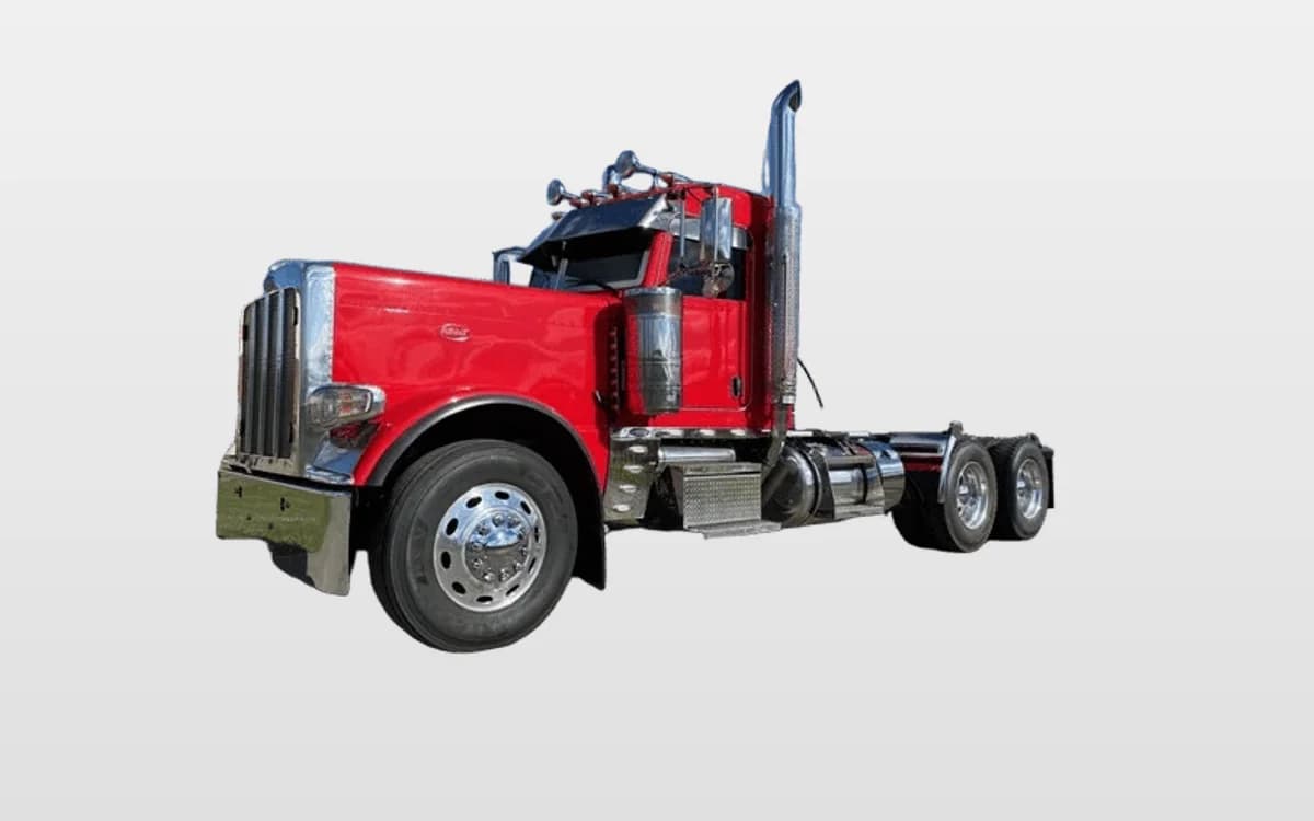 2023 Peterbilt 389