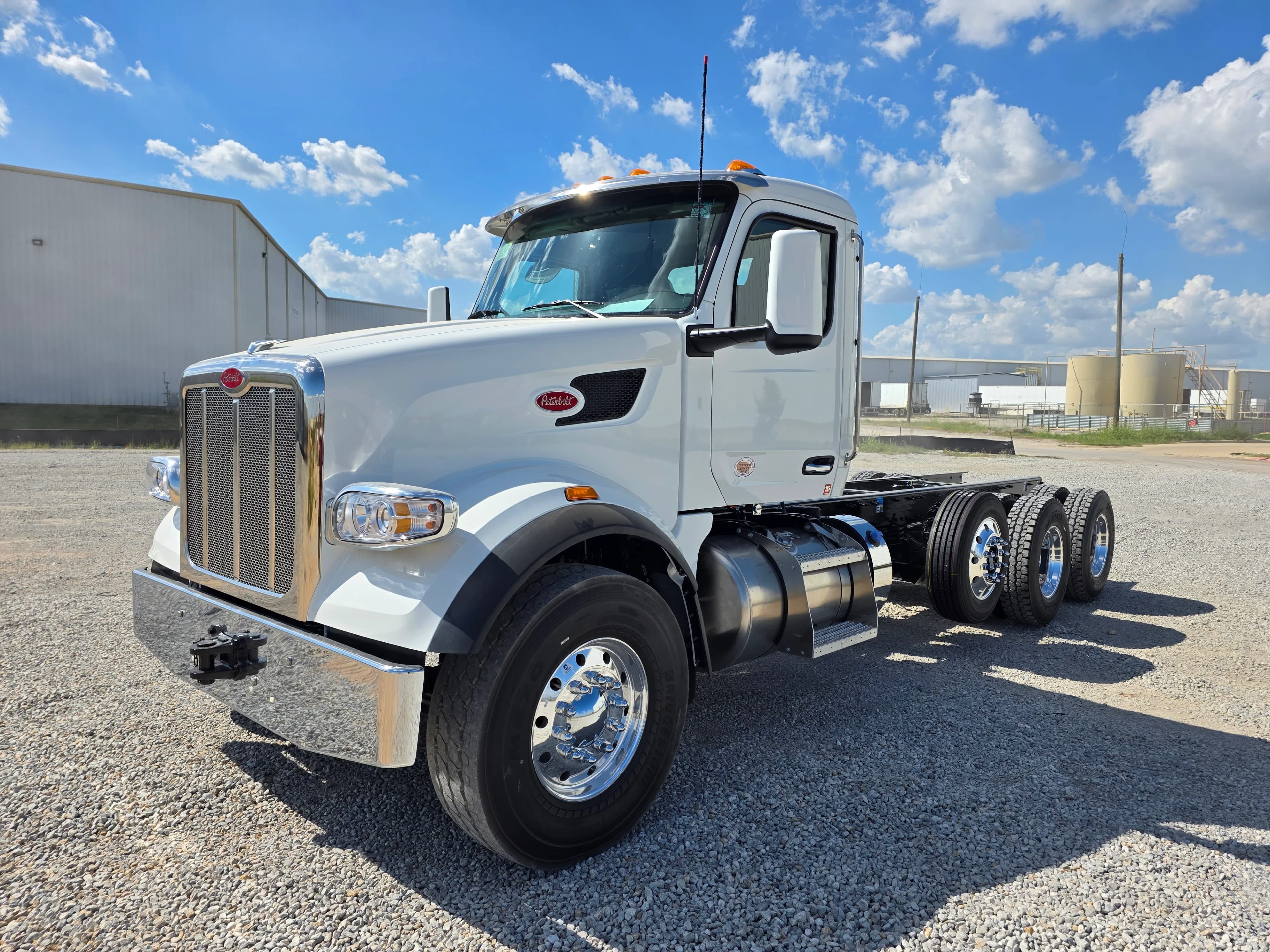 2026 PETERBILT 567