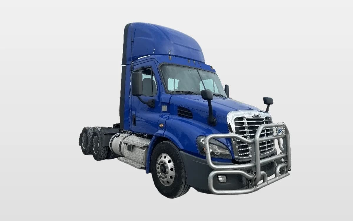 2020 Freightliner Cascadia in Elkhart, IN