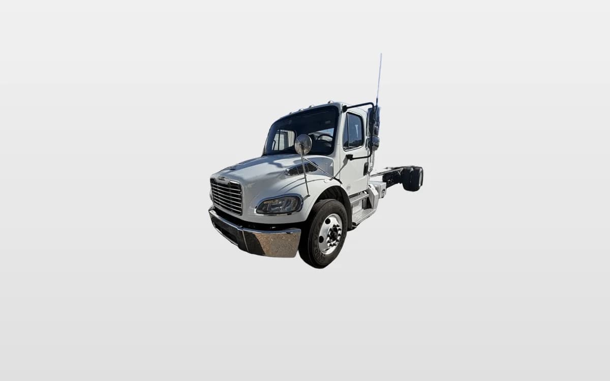 2021 Freightliner M2 106