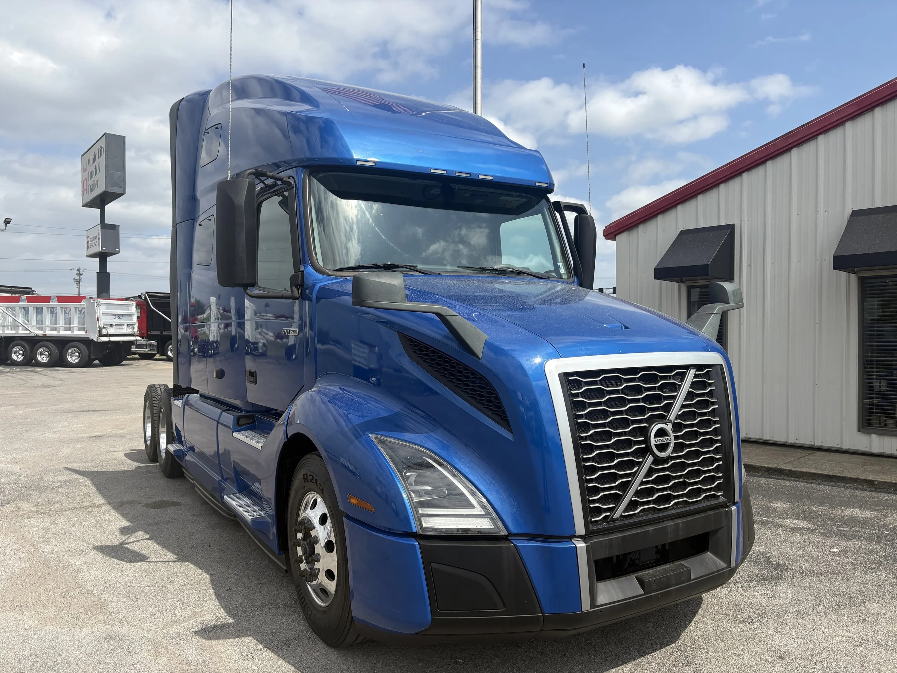 2021 Volvo VNL 760