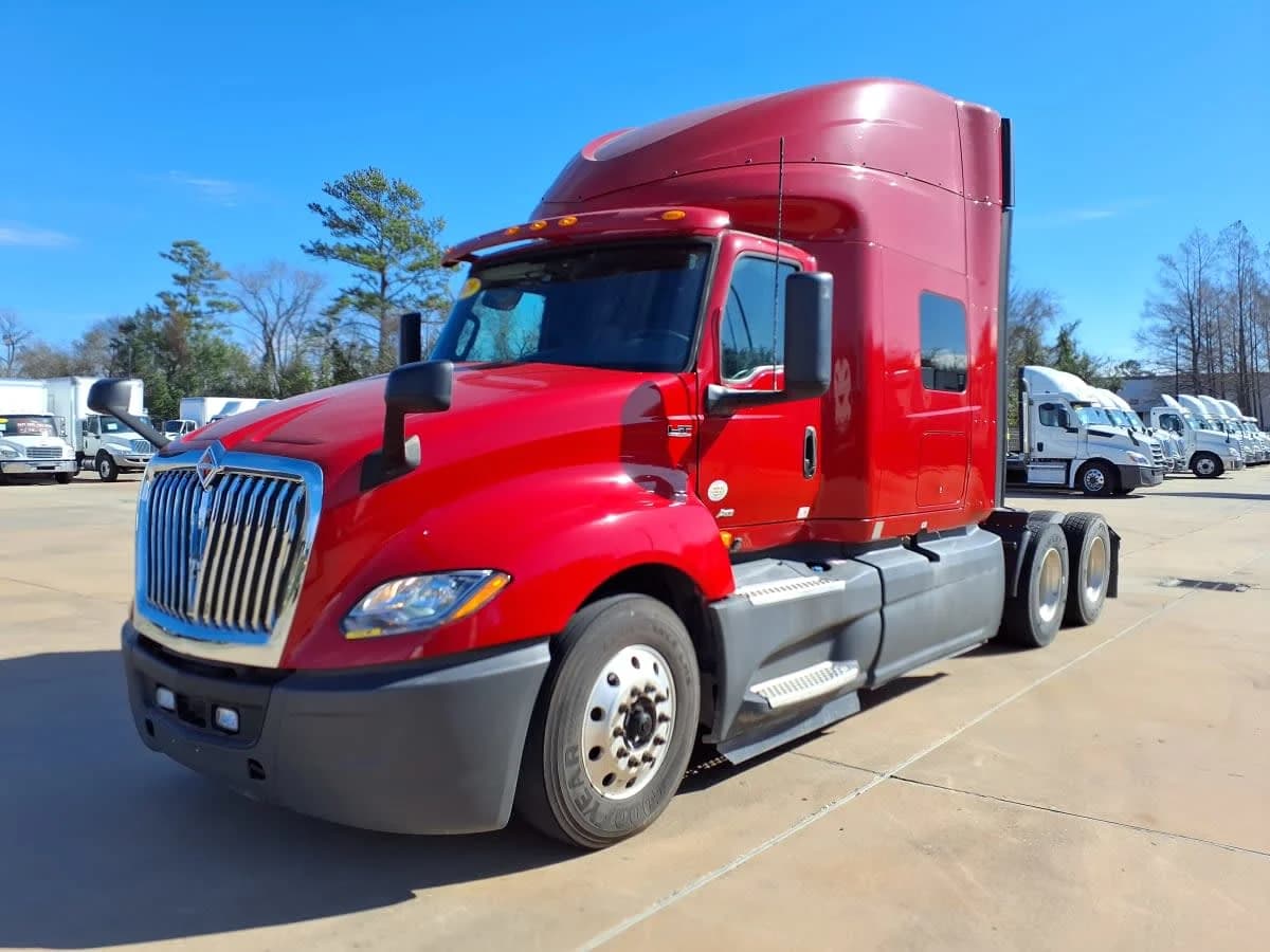 2019 International LT