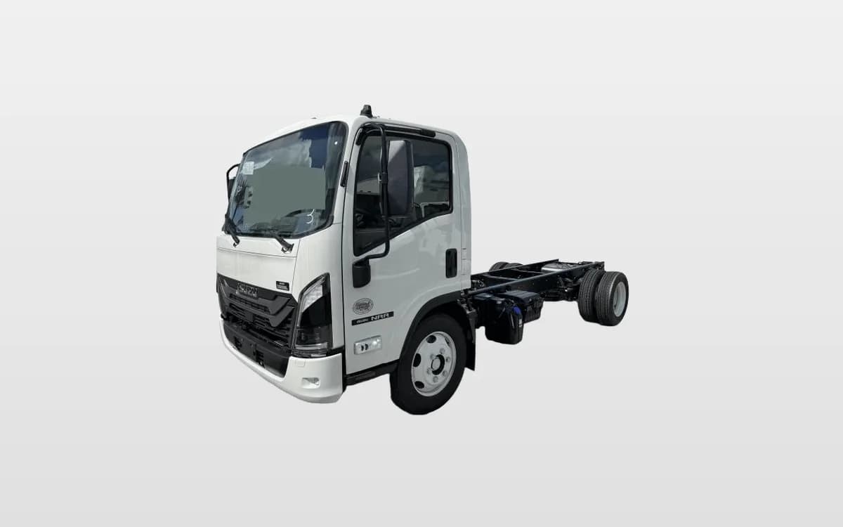 2025 Isuzu NRR