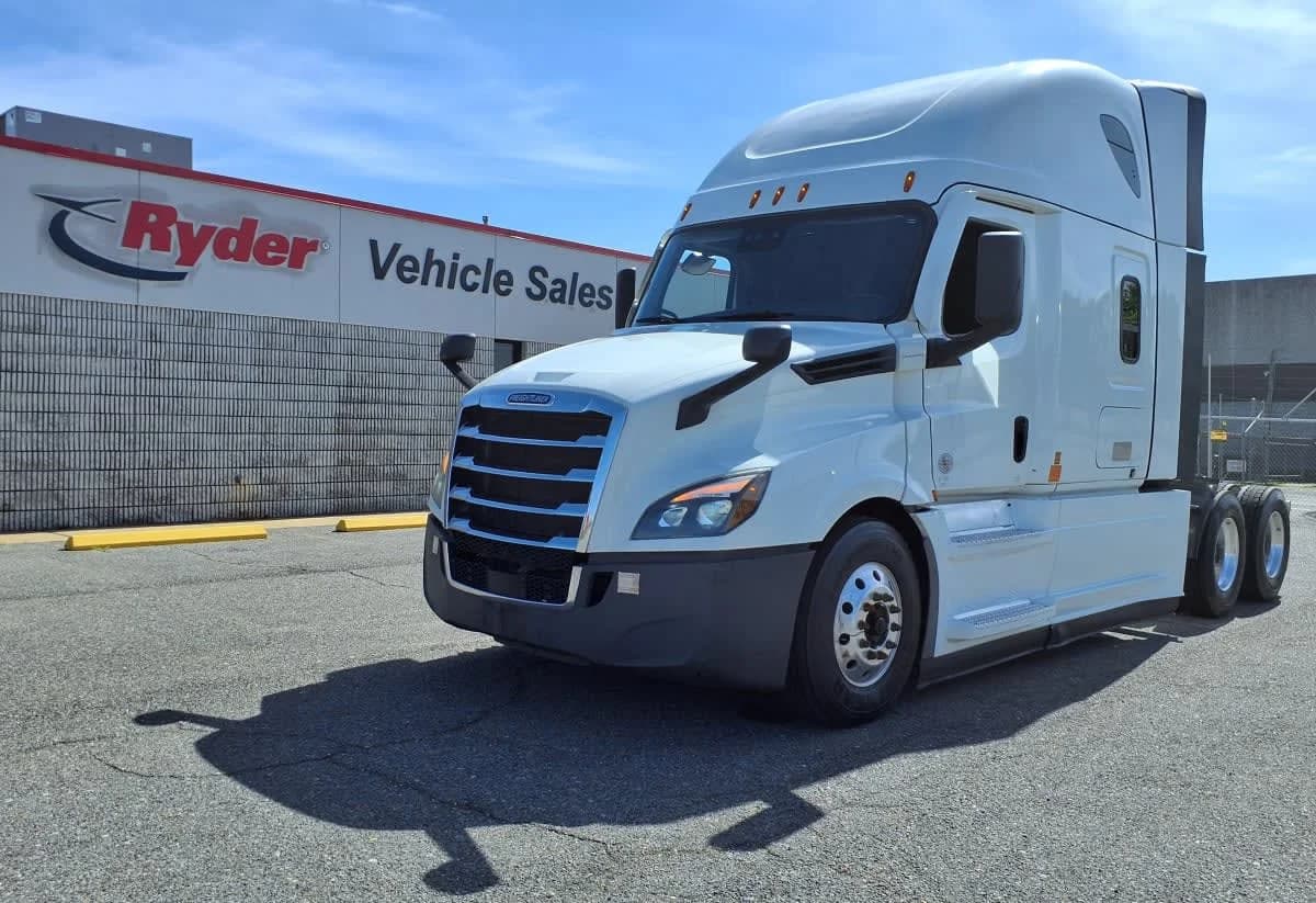 2022 Freightliner Cascadia