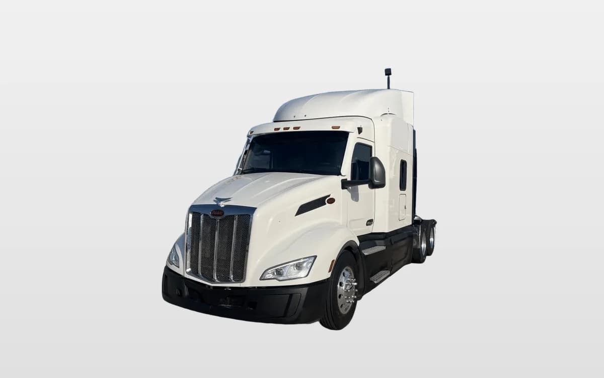 2023 Peterbilt 579