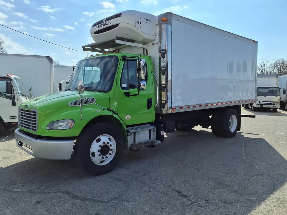 2019 Freightliner M2 106
