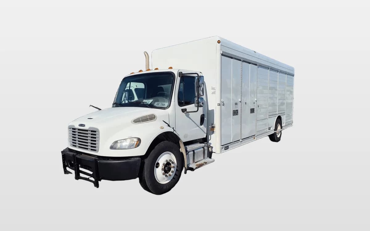 2014 Freightliner M2 106