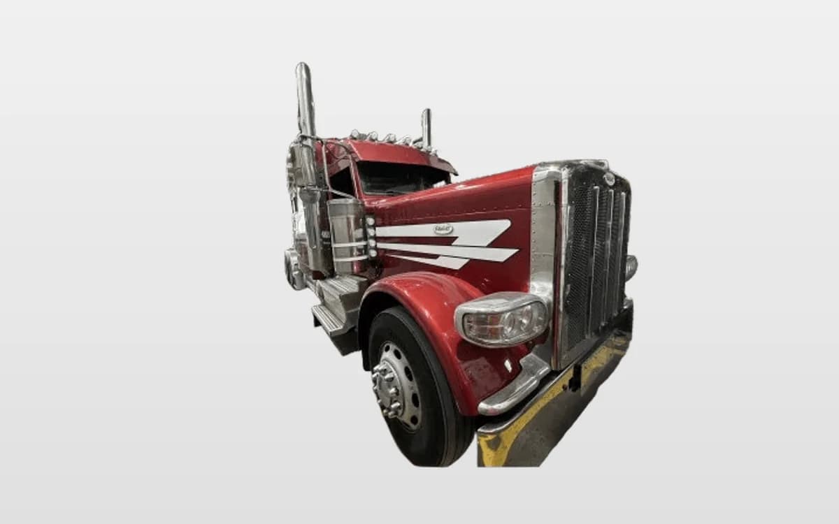 2024 Peterbilt 389 in Springfield, MO