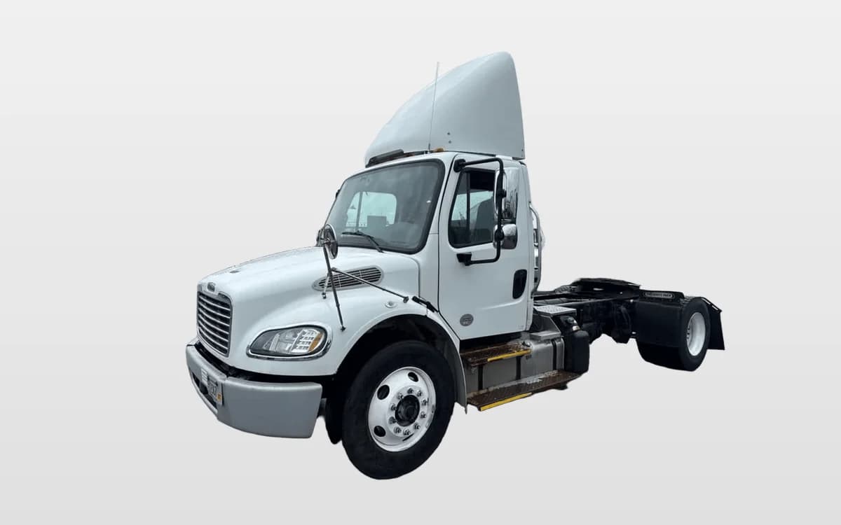 2022 Freightliner M2 106 in Oak Creek, WI