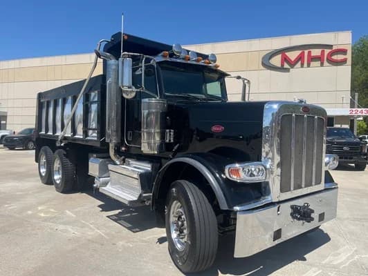 2024 Peterbilt 389
