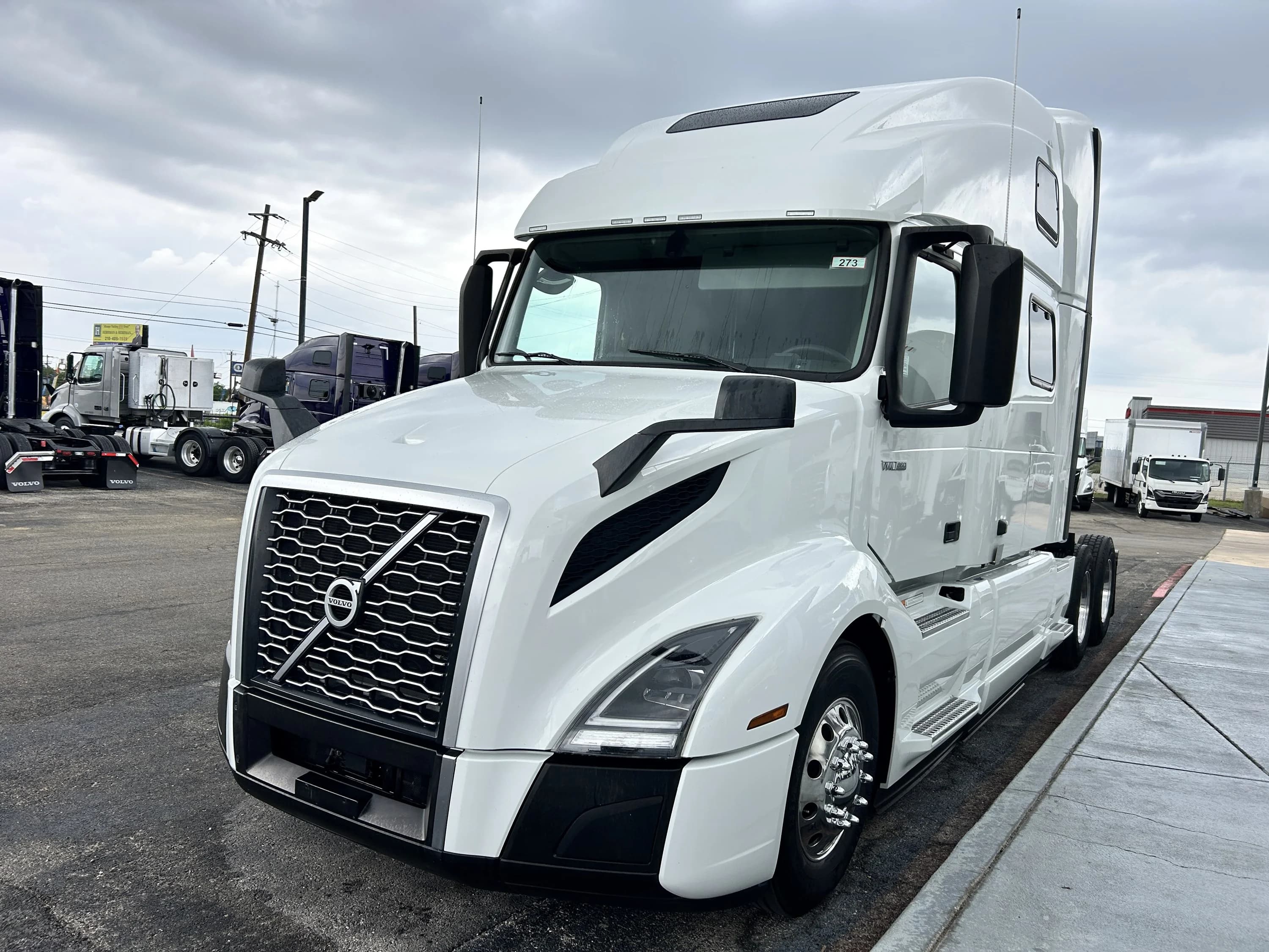 2024 Volvo VNL 860