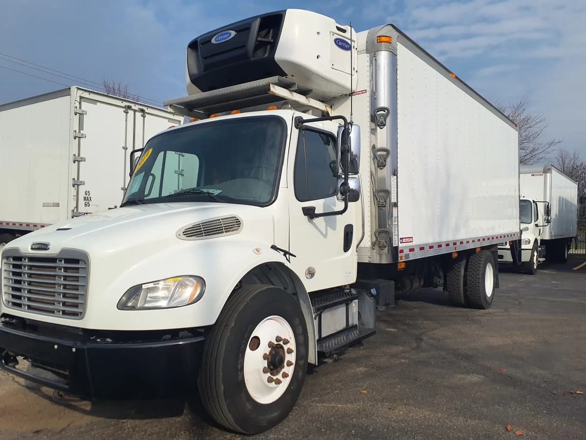 2019 Freightliner M2 106