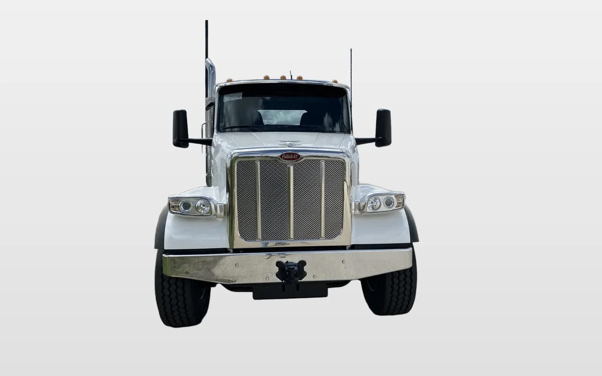 2025 Peterbilt 567