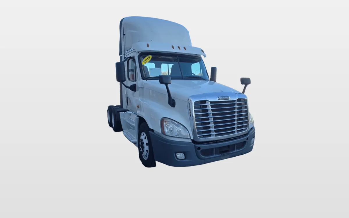 2019 Freightliner Cascadia in Tampa, FL