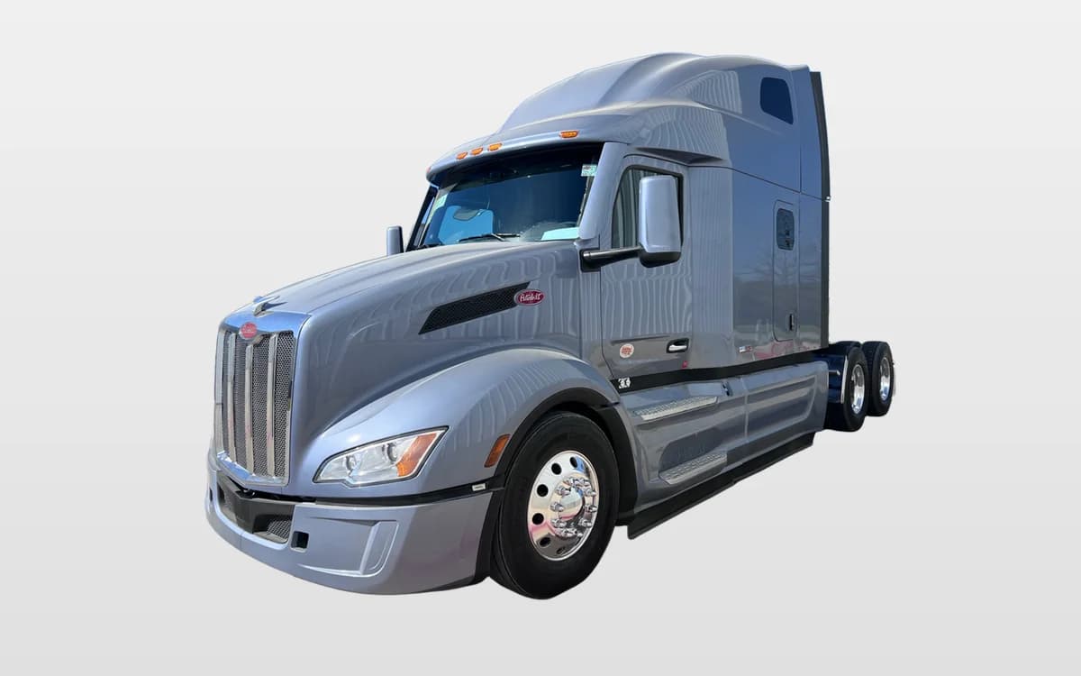 2027 Peterbilt 579