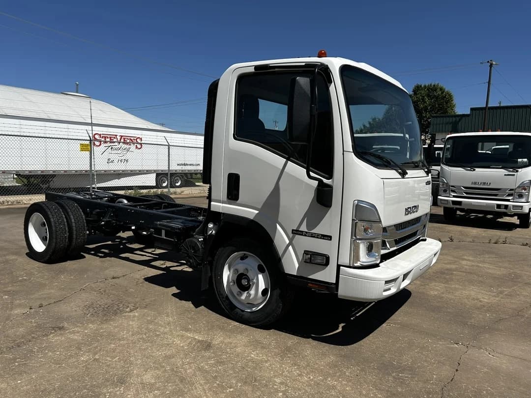 2024 Isuzu NPR
