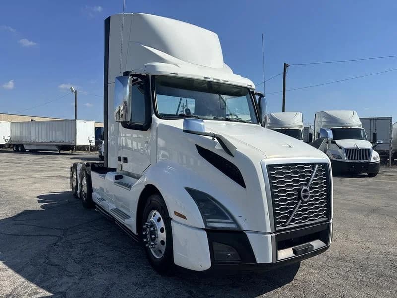 2020 Volvo VNL 300