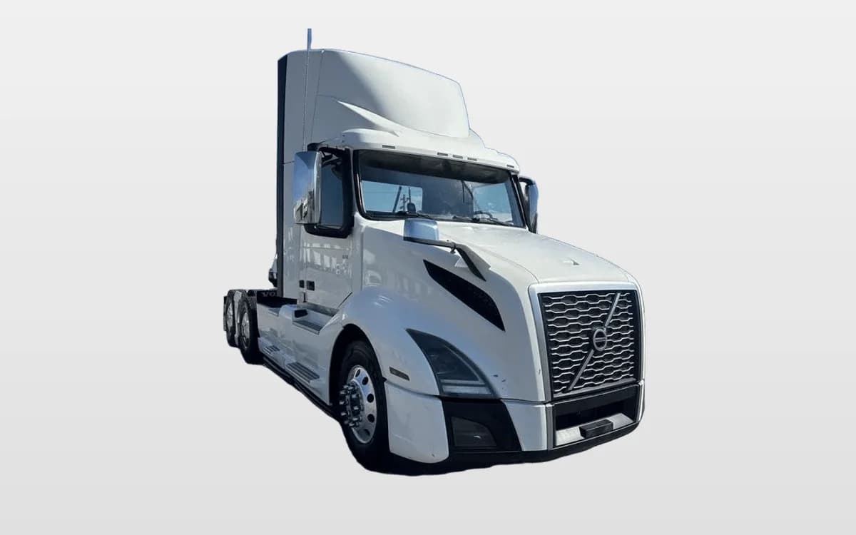 2020 Volvo VNL 300 in Dallas