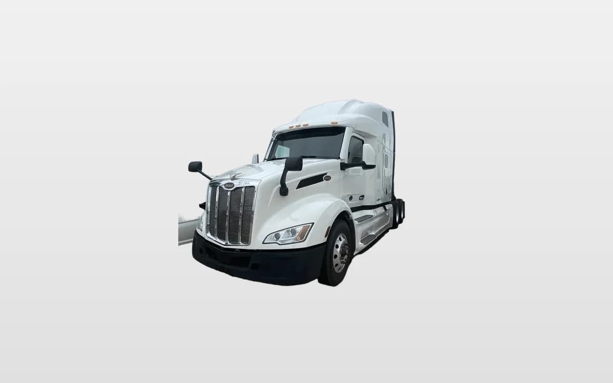2023 Peterbilt 579