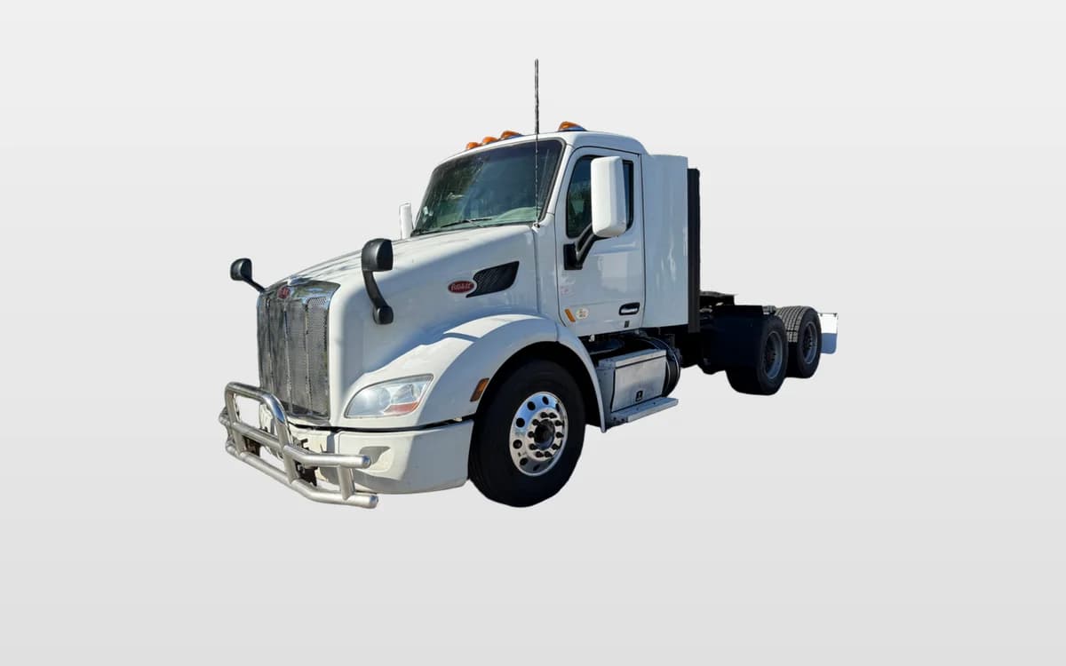 2021 PETERBILT 579