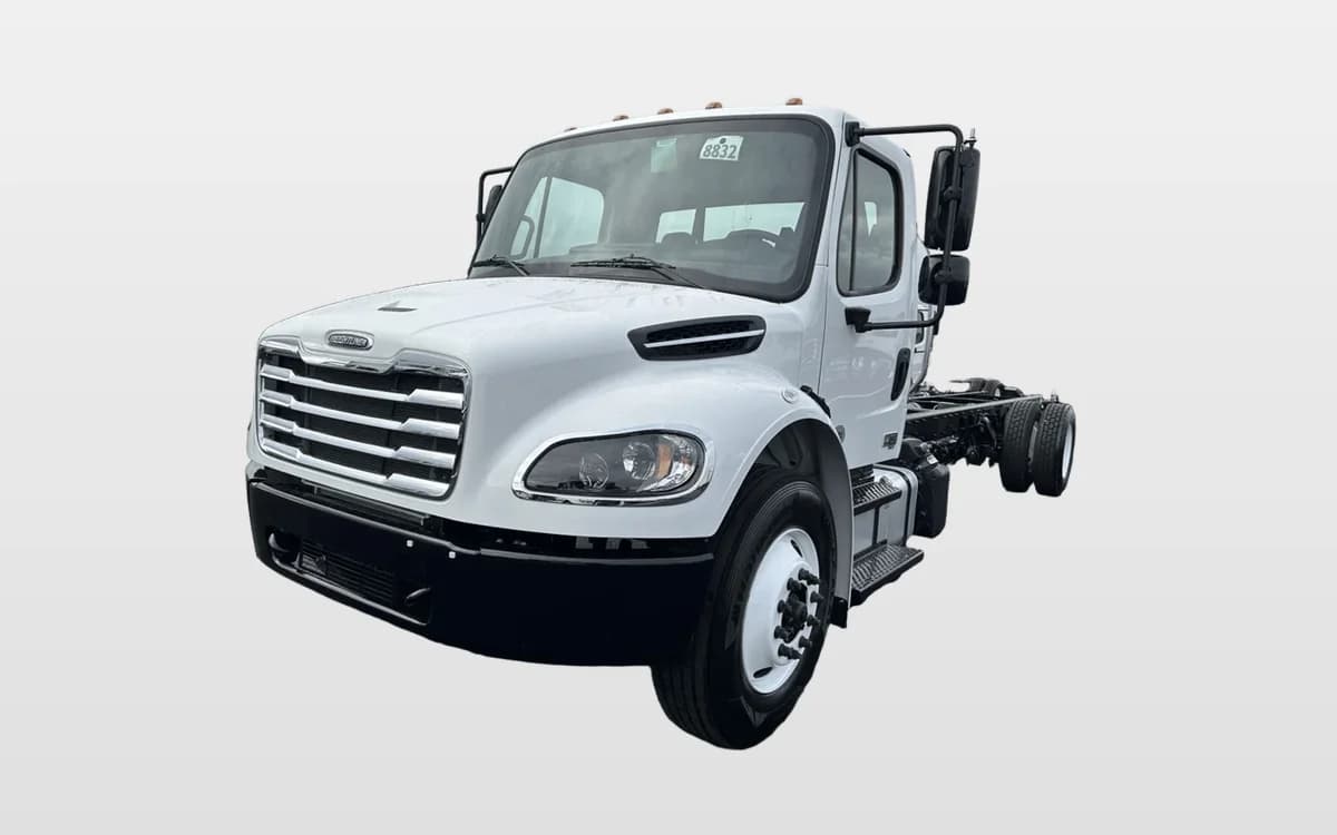2025 Freightliner M2 106 in Olympia, WA