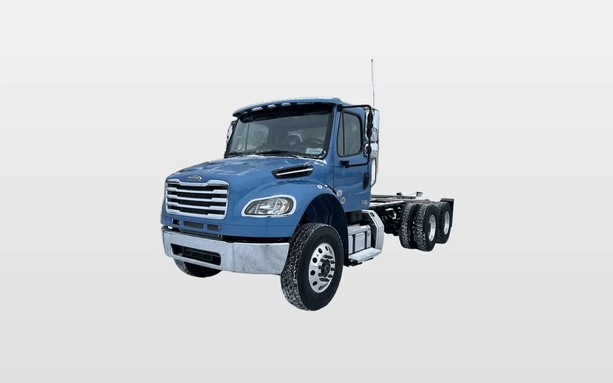 2025 Freightliner M2 106