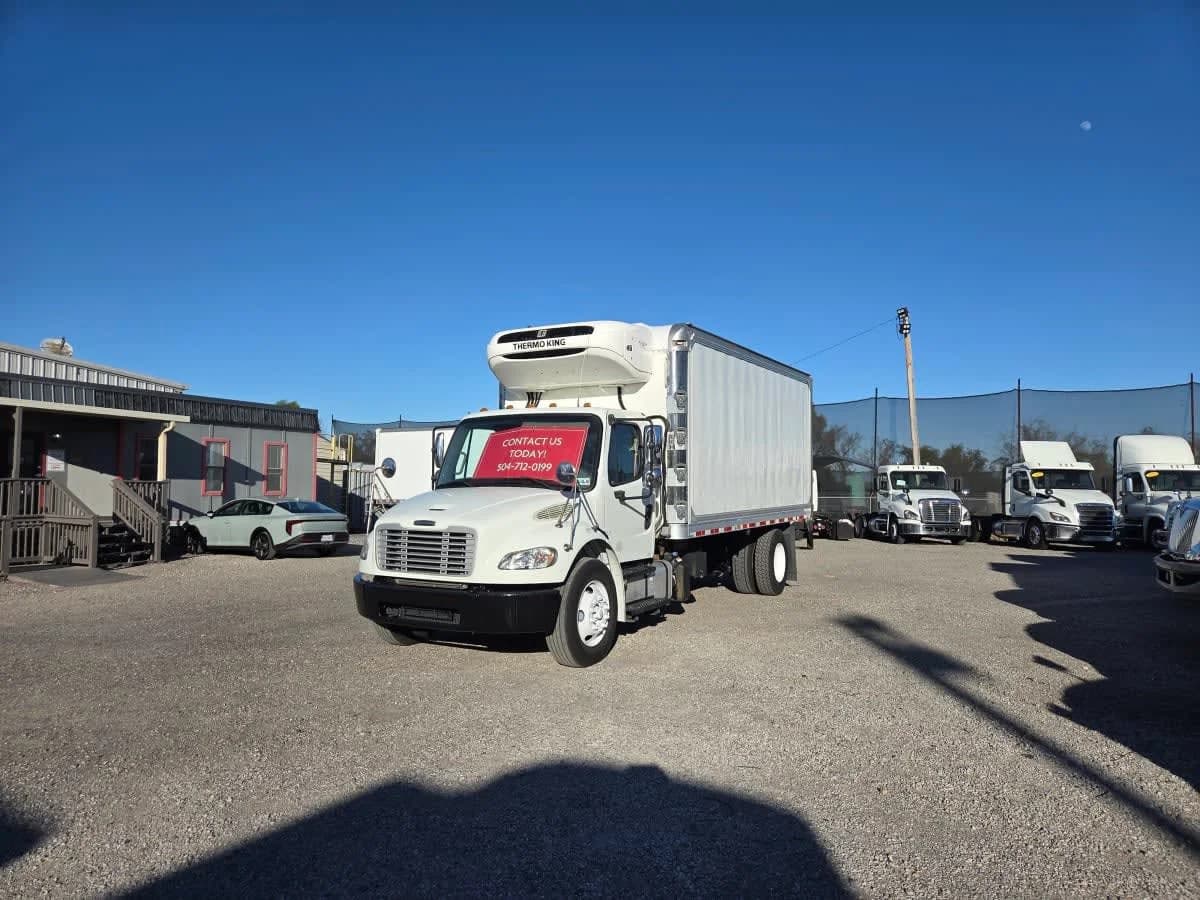 2019 Freightliner M2 106