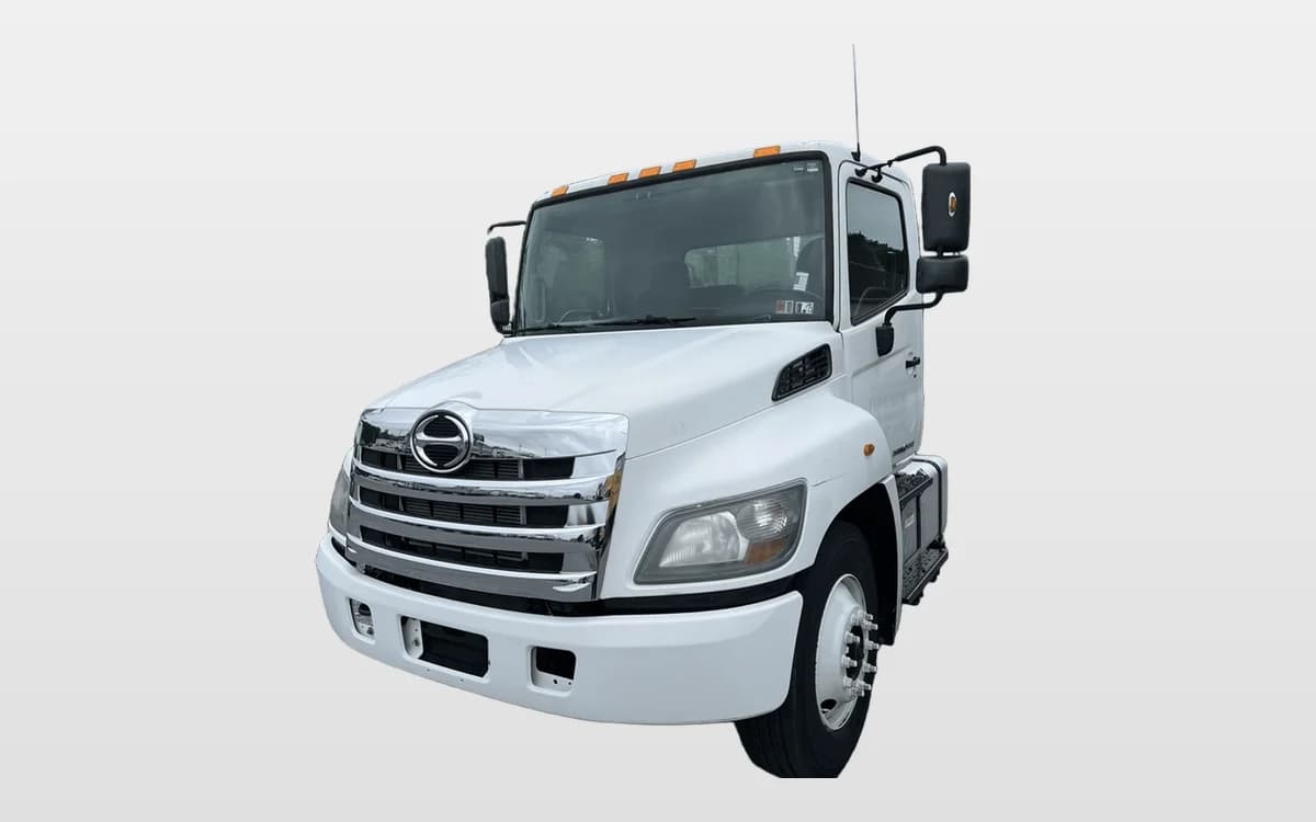 2018 Hino 338