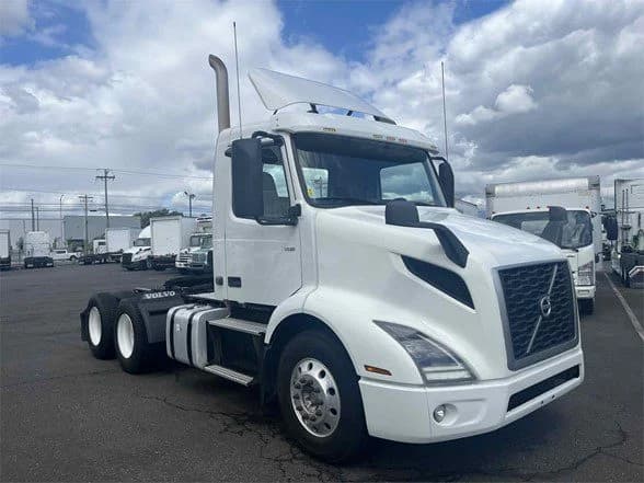2019 Volvo VNR 640