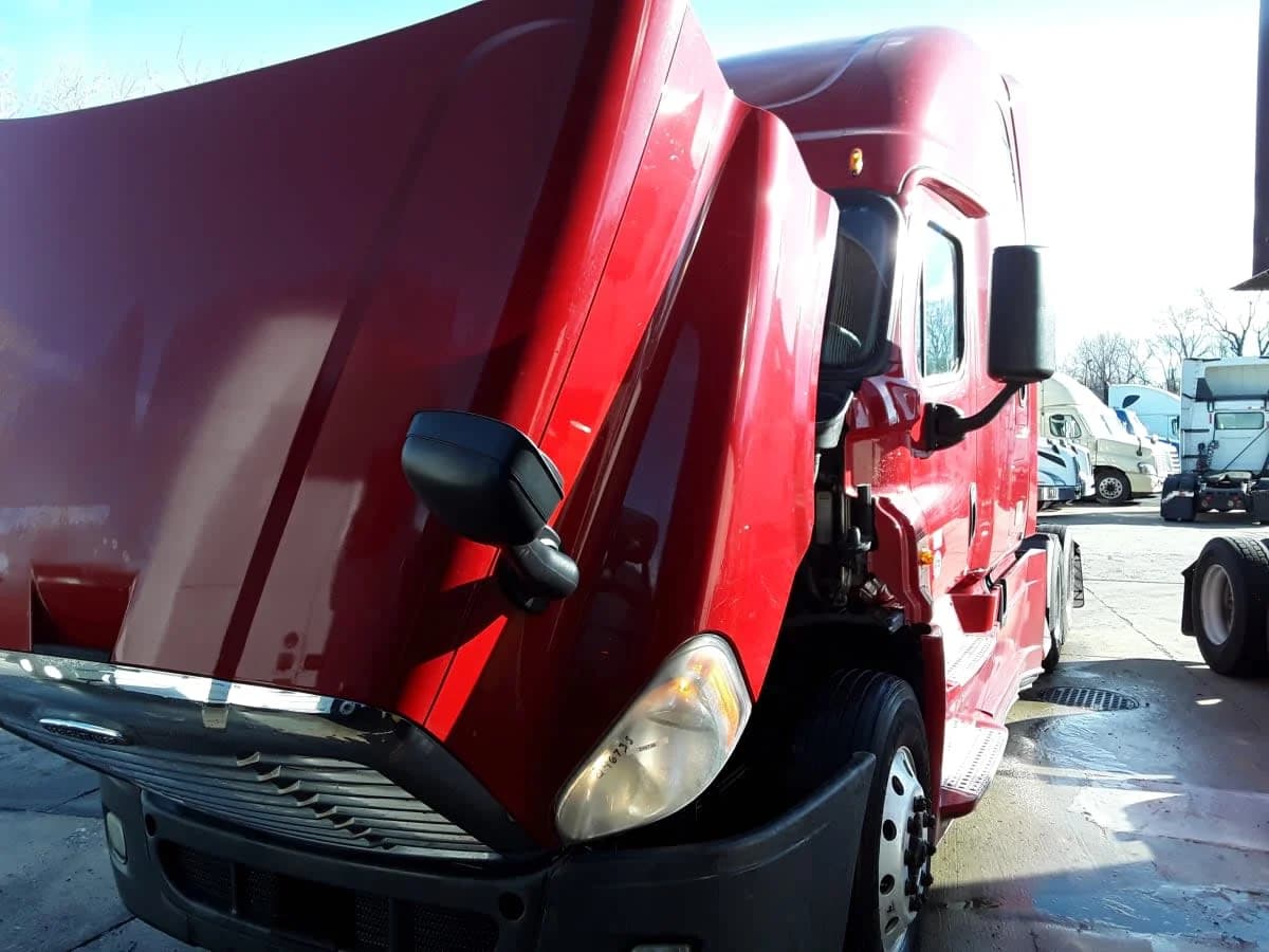 2020 Freightliner Cascadia
