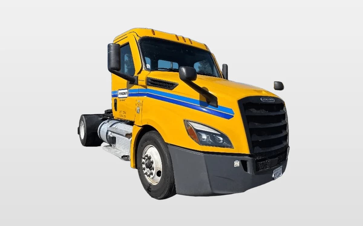 2022 Freightliner Cascadia in West Sacramento, CA