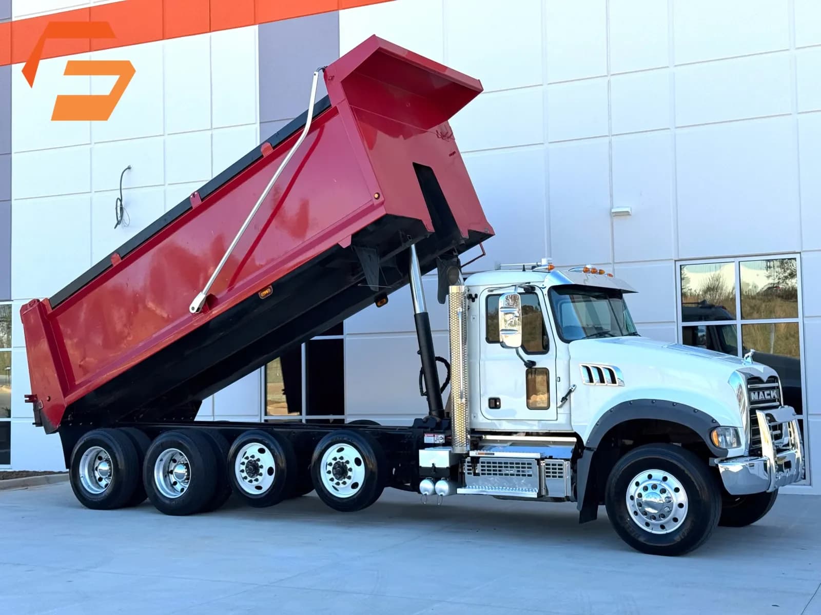 2022 Mack Granite