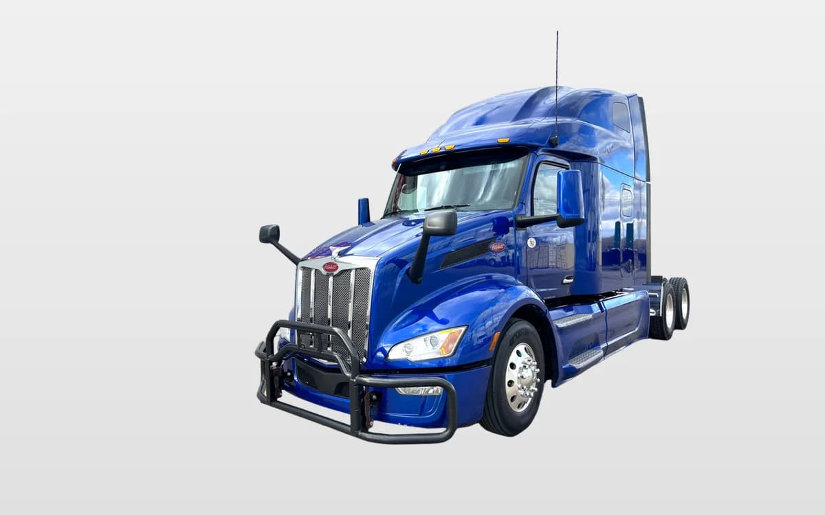 2023 PETERBILT 579
