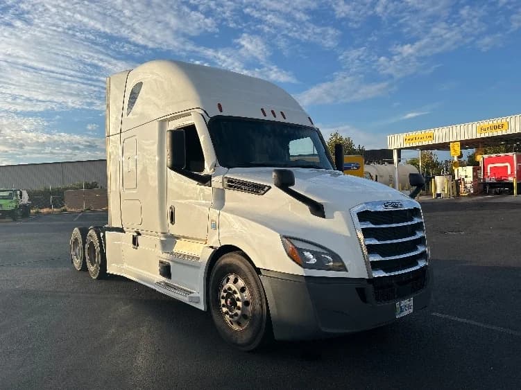 2022 Freightliner Cascadia