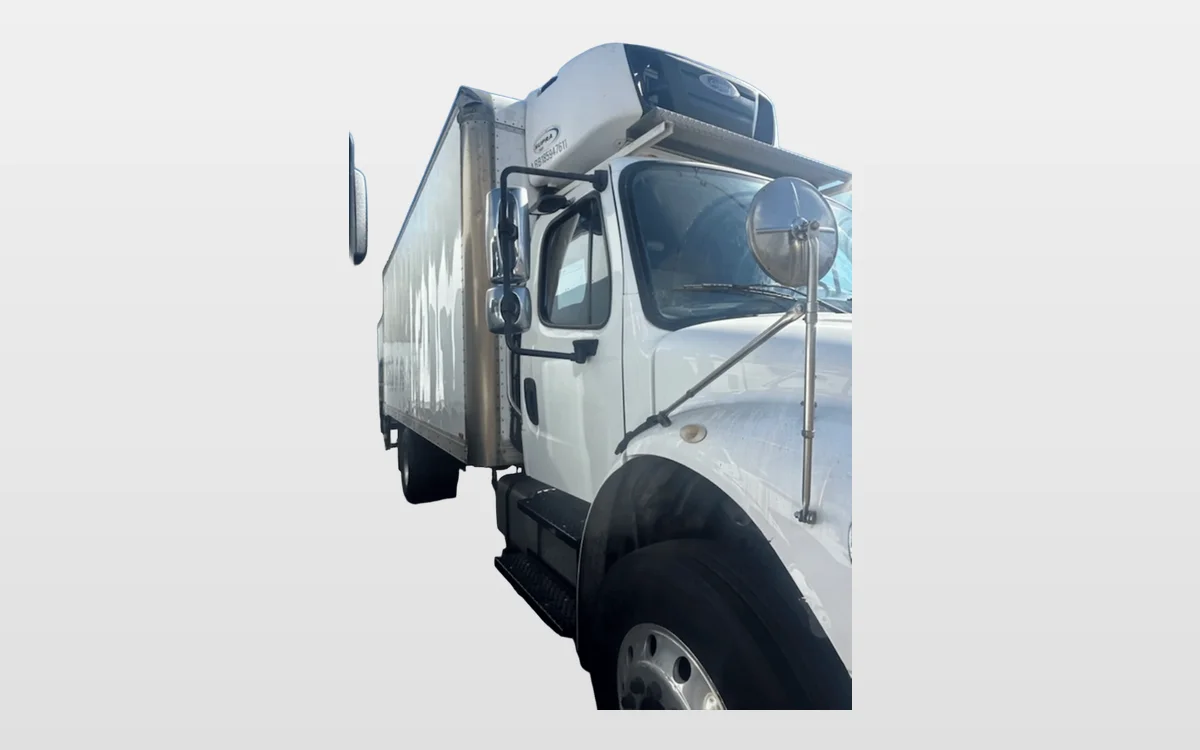 2018 Freightliner M2 106 in Fontana, CA