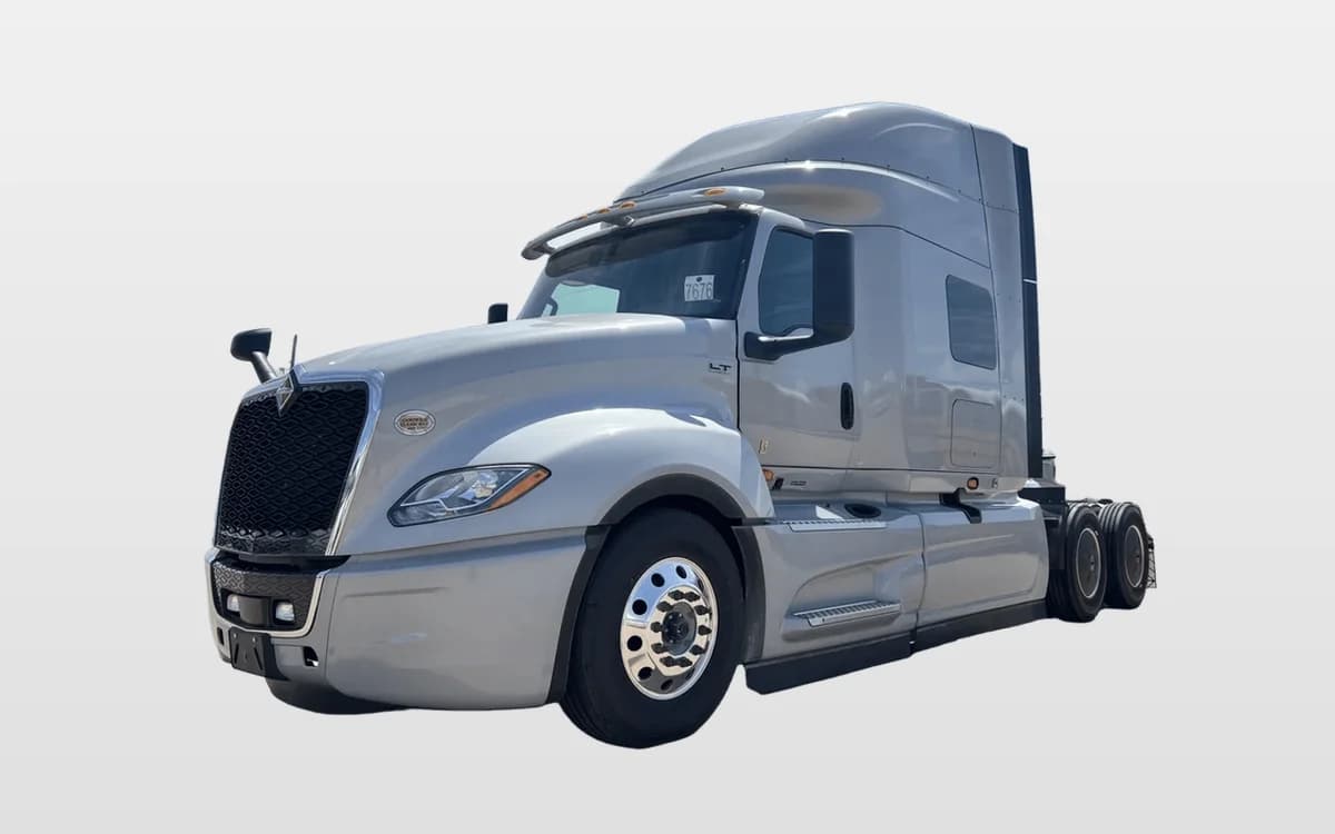 2025 International LT