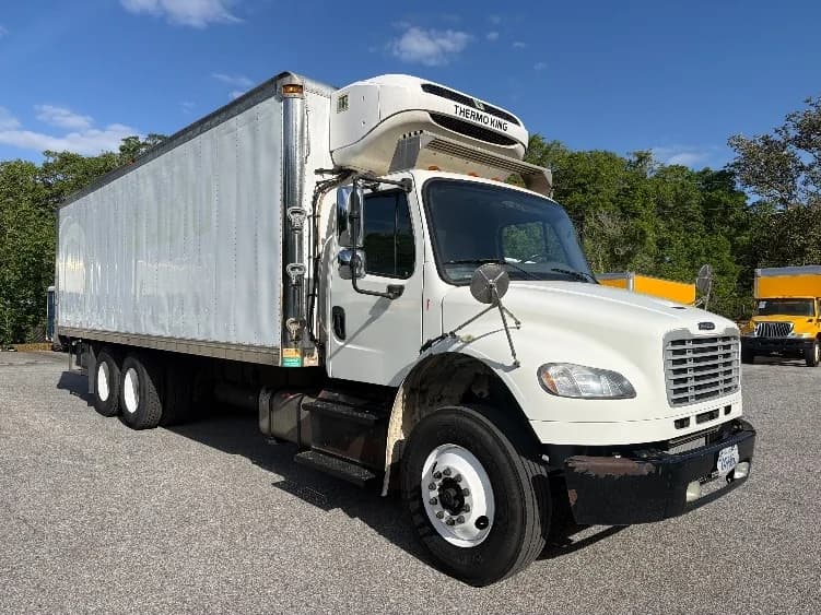 2017 Freightliner M2 106