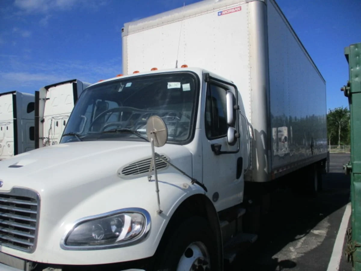 2021 Freightliner M2 106