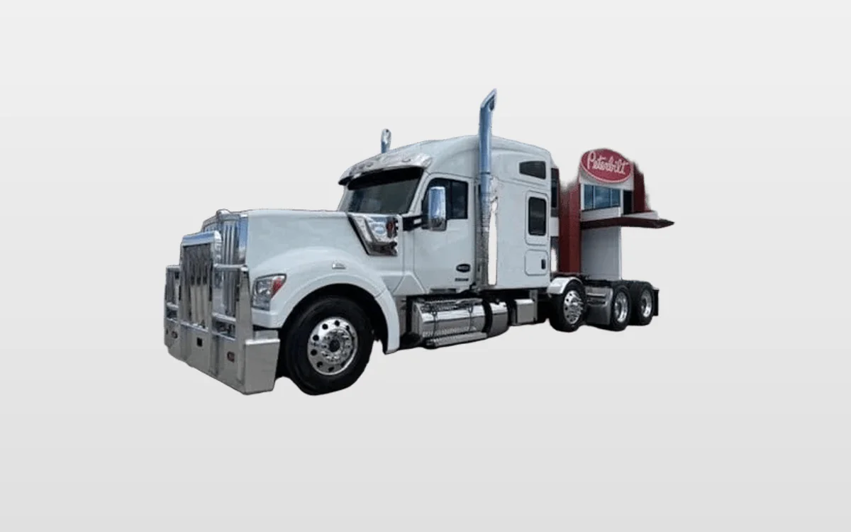 2022 Kenworth W990