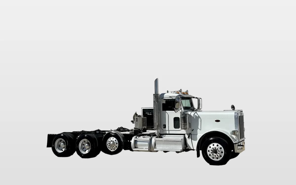 2020 Peterbilt 389