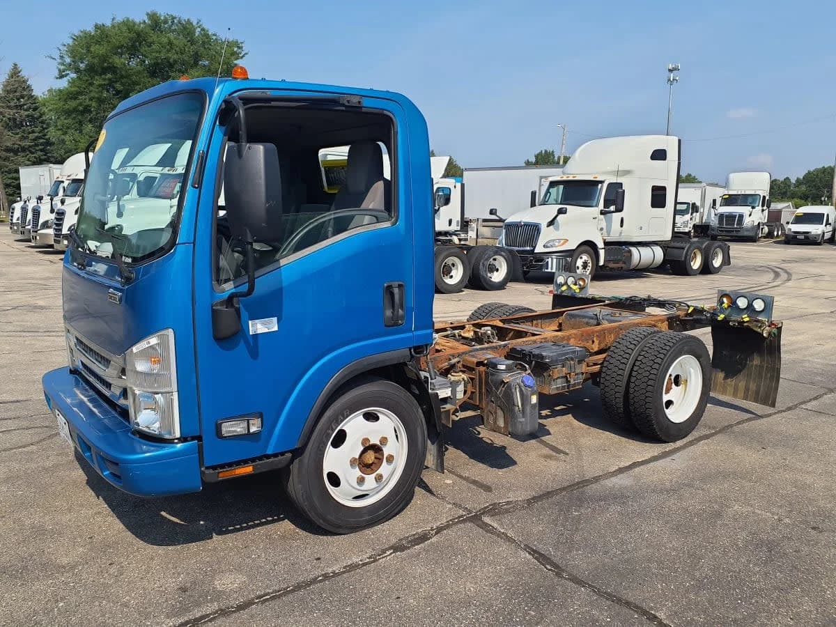 2017 Isuzu NQR