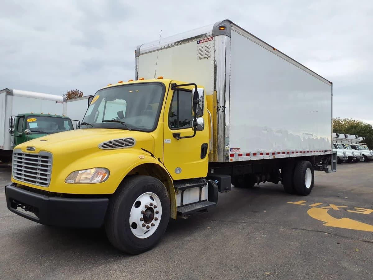 2016 Freightliner M2 106