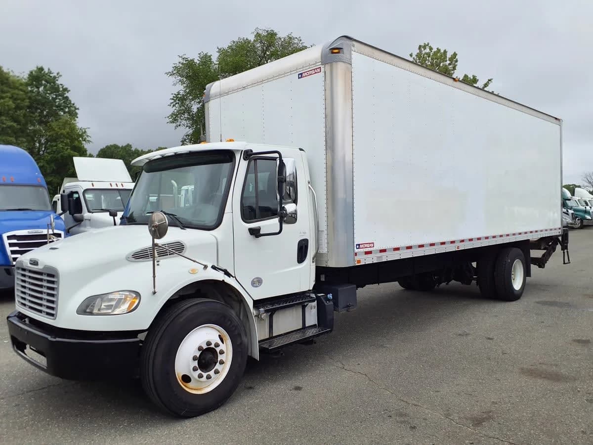 2017 Freightliner M2 106