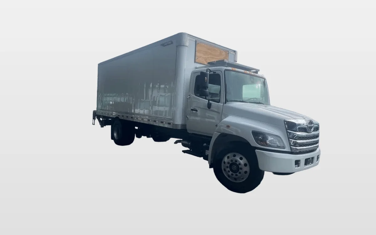 2025 Hino L6
