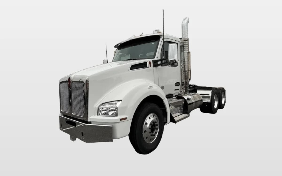 2025 Kenworth T880