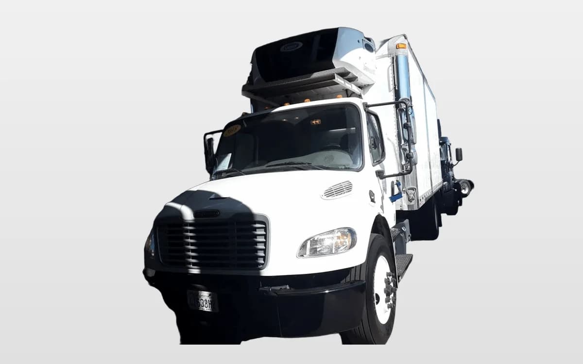 2018 Freightliner M2 106