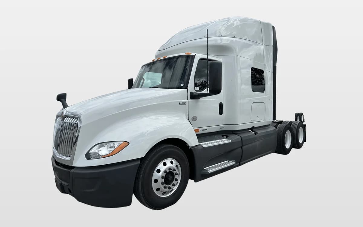 2022 International LT